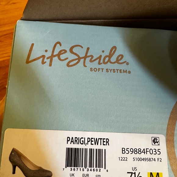 New, Never Worn Life Stride Parigi Soft System Pump Silver - Pewter Color - Picture 5 of 7